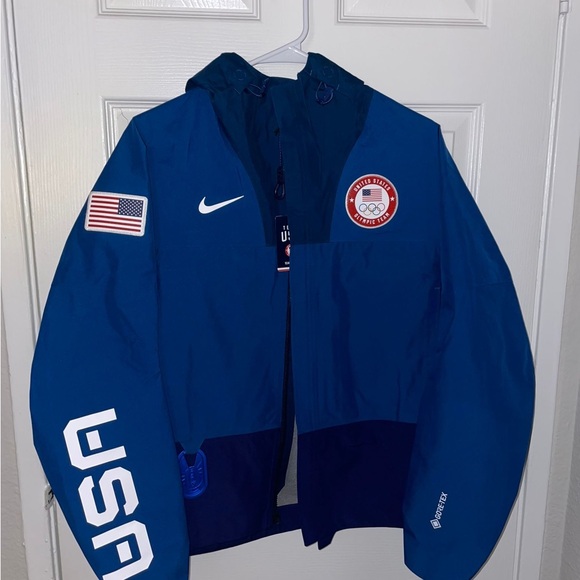 NWT Nike ACG Storm-FIT ADV Chain of Craters Jacket TEAM USA Olympics GORE-TEX M - Picture 8 of 9
